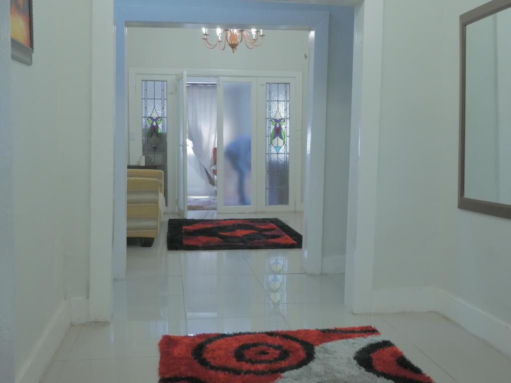 Valley Guest House Претория Екстериор снимка