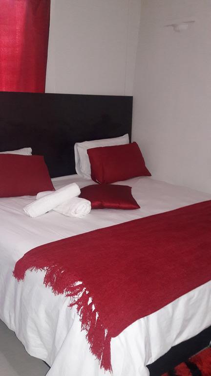 Valley Guest House Претория Екстериор снимка